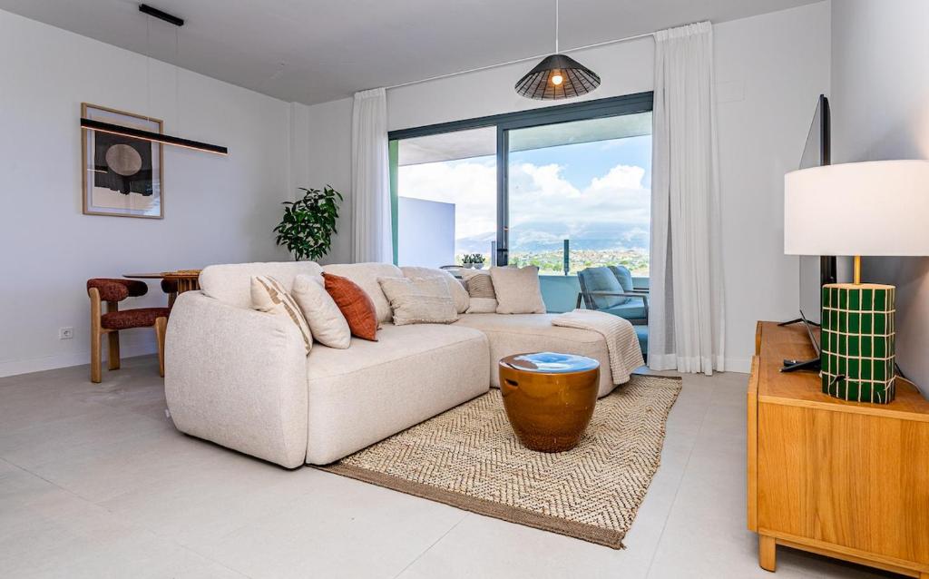 Ipanema 2 BR apartment with views - 1