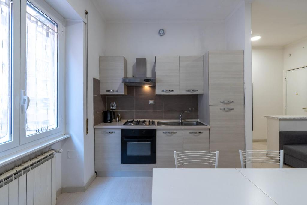 Rome-Marconi Dolcevita Apartment - 4