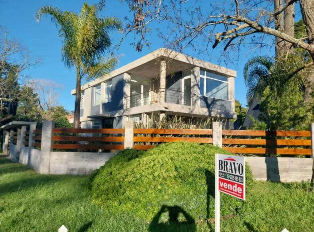 Casa Moderna Villa Gesell, Zona Norte - 1