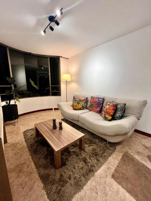 Cozy apartment with panoramic views - 1