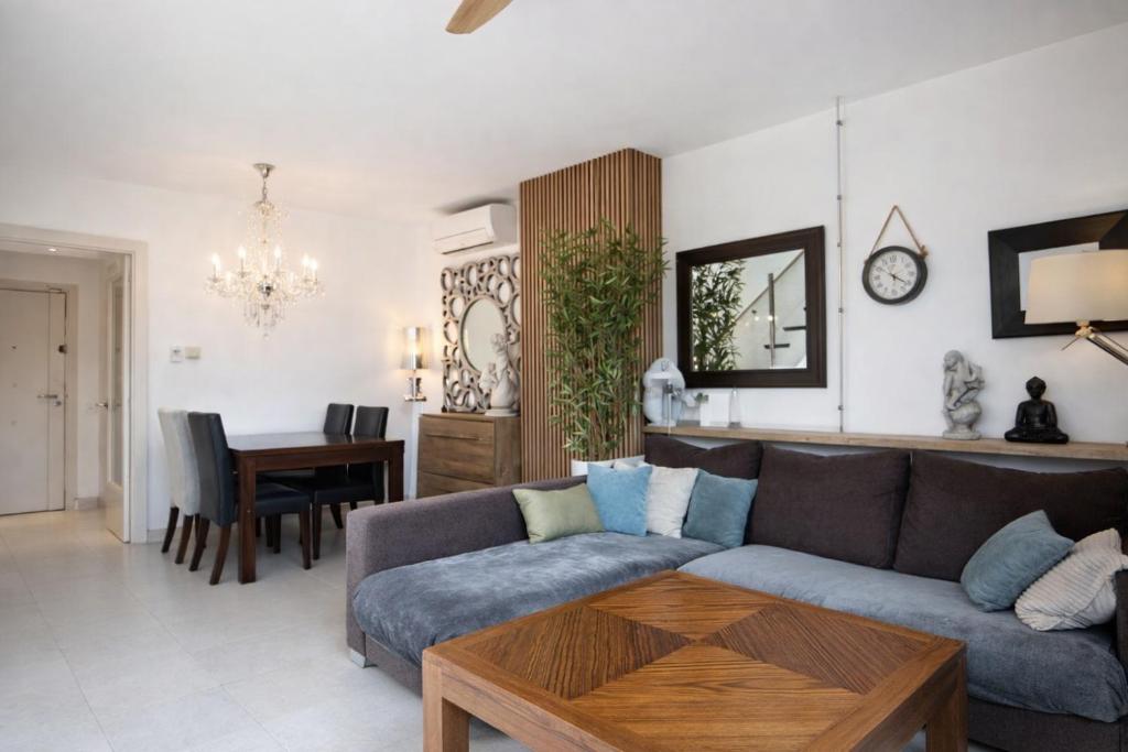 Attic Center Sitges - 4