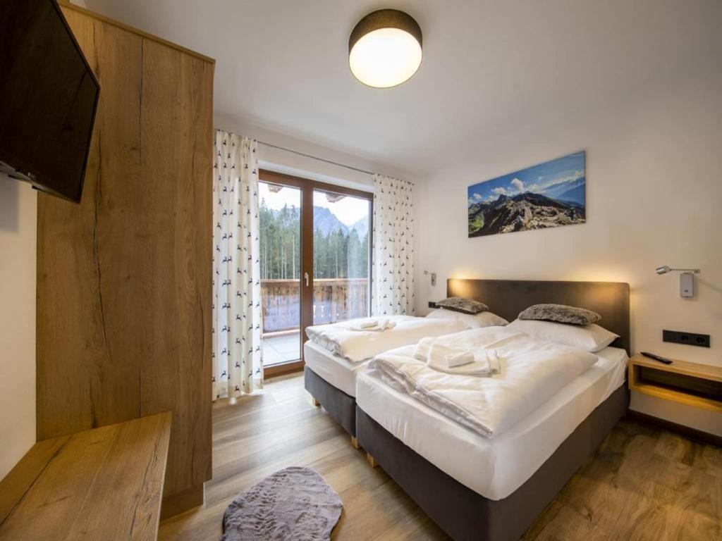 Luxury alpine chalet in Neukirchen - 1