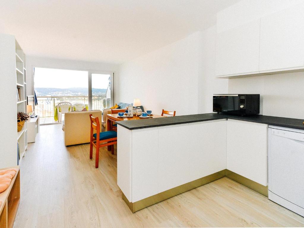 Apartamento Frente al Mar en Palamós, Aire Acondicionado, WiFi - ES-360-4 - 5