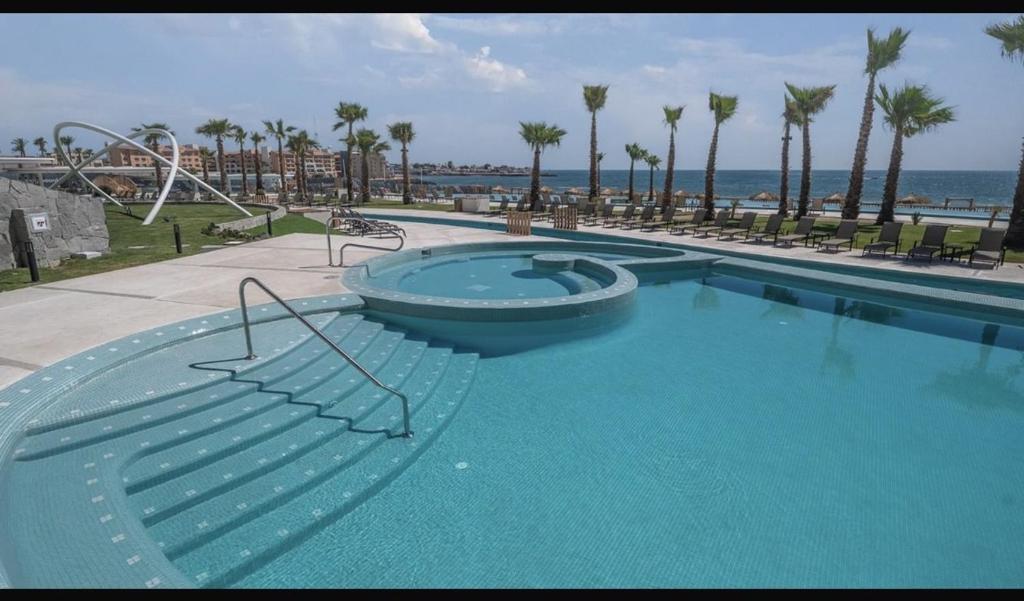 Sonoran Star Signature 3-Bedroom Beachfront Luxury Condominium - 4