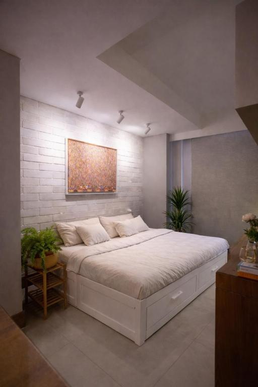 Granada Penthouse Apartment Great Location - 4