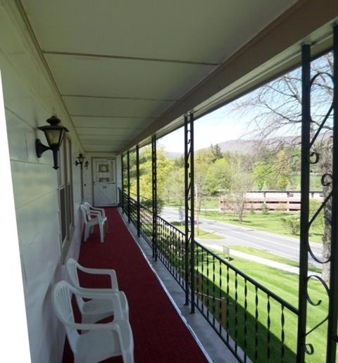 Northside Motel - Williamstown photo