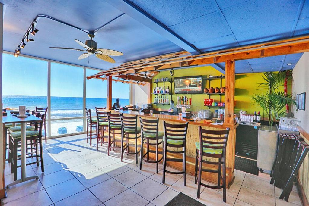 Facilities, Tidewater Beach Resort by Panhandle Getaways in Panama City (FL)