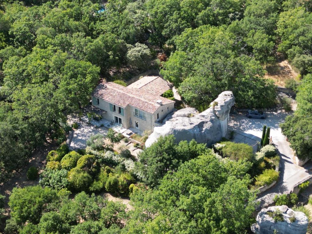 Mas à Gordes avec piscine et vue incroyable à 800 m du village - 2