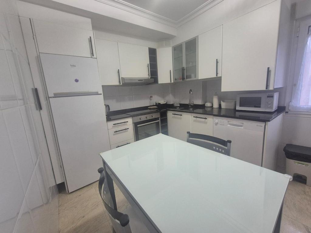 1A169 Apartamento de 3 dormitorios By R2R - 2