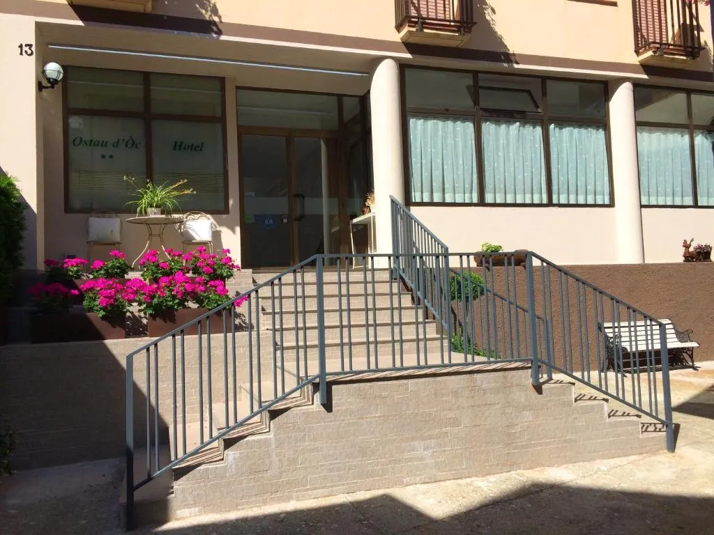 Hotel Ostau d'Òc, hotel en Vielha
