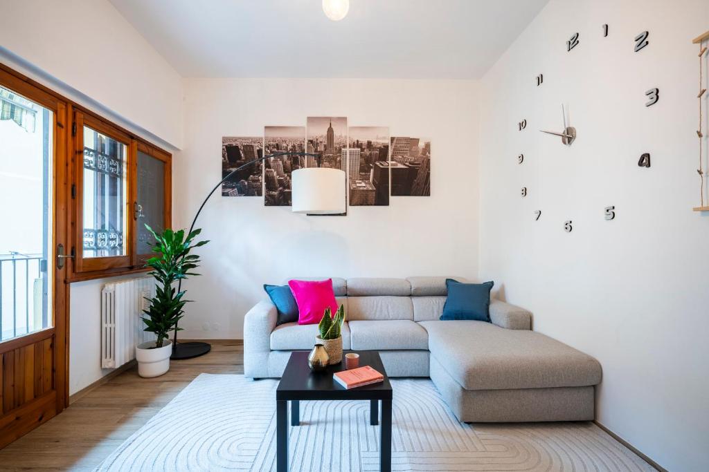 Cozy 2 bedrooms Home, 8' Airport, 15' Center - 5