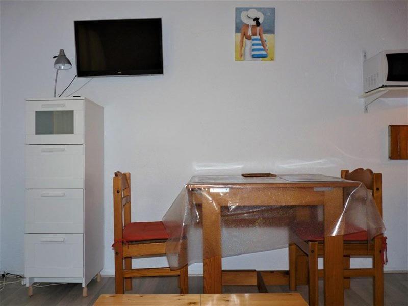 BO040-5351 Appartement studio 2 couchages BORMES LES MIMOSAS - 2