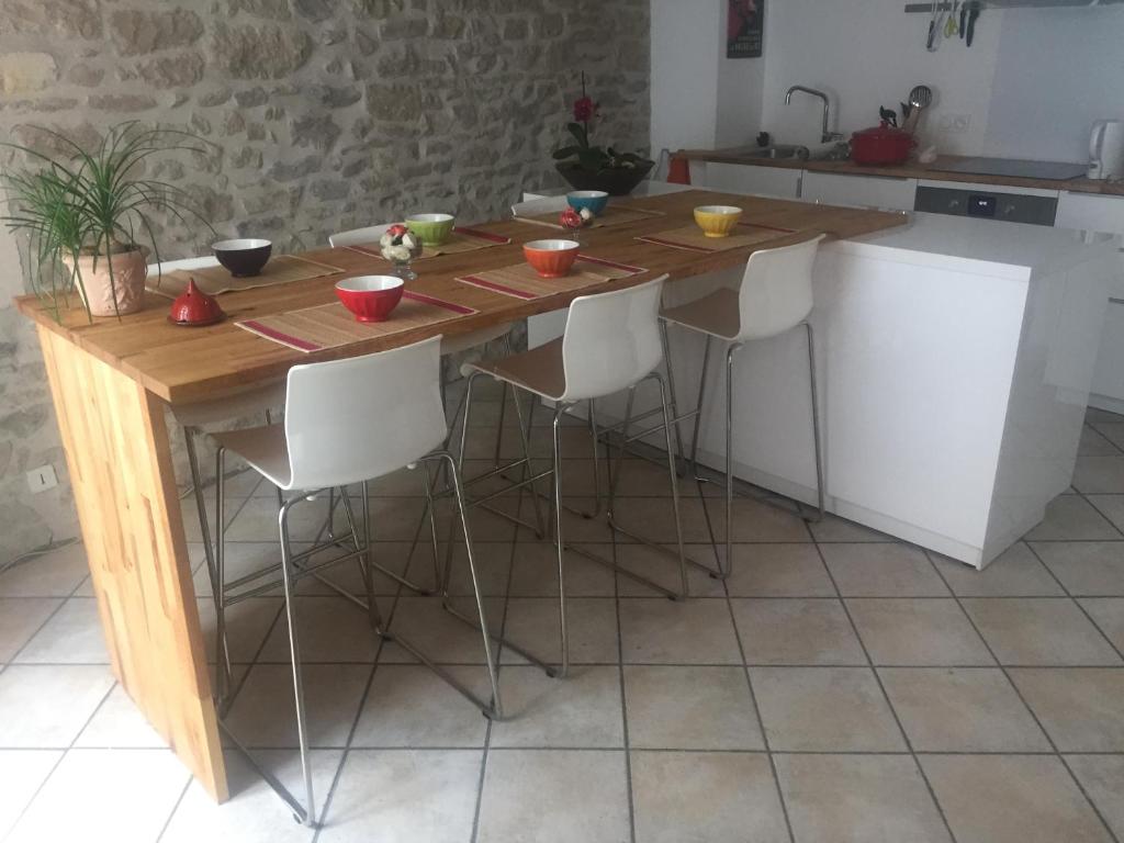 Les Tilleuls Nîmois - 1