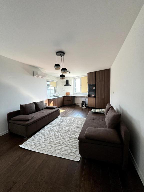 Spacious Apartment with Stunning Views & Many Beds - 1