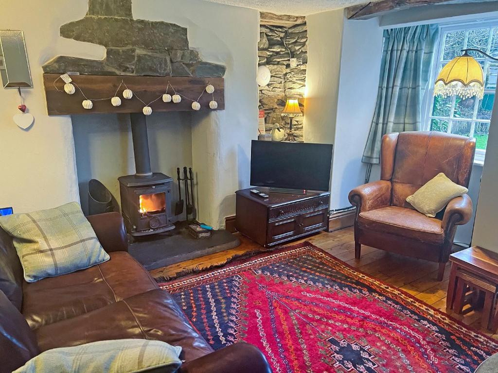 Rustic Cottage photo 2