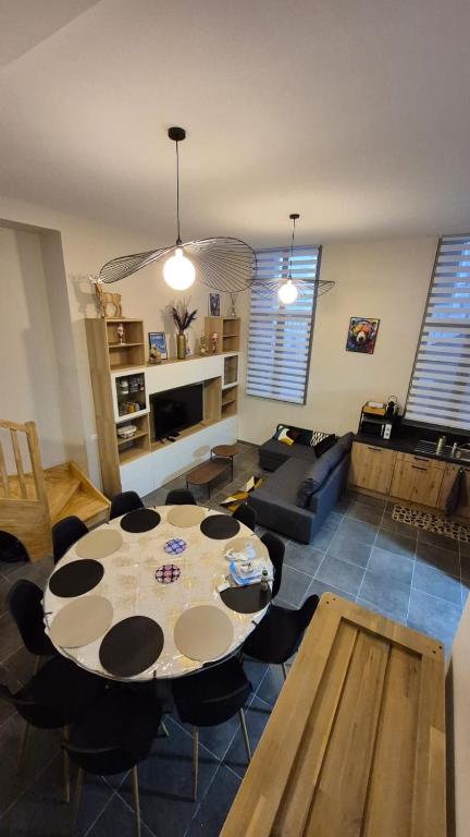 Renovated apartment for 10 people - 2