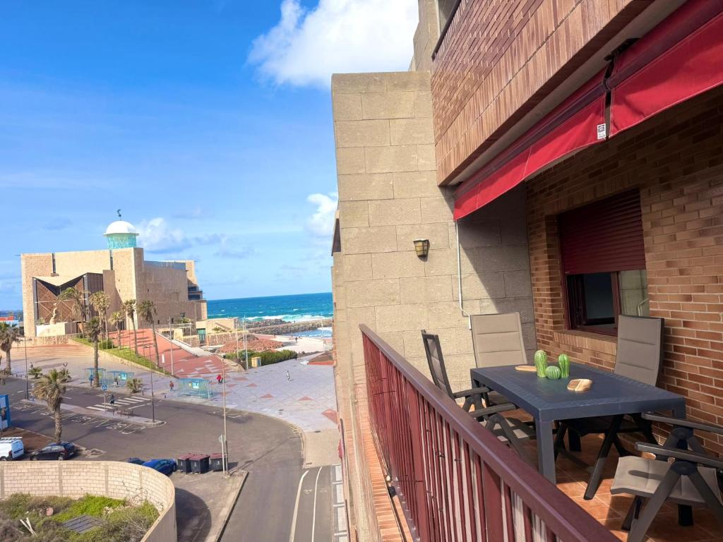 Las Canteras Beach by SunHousesCanarias - 1
