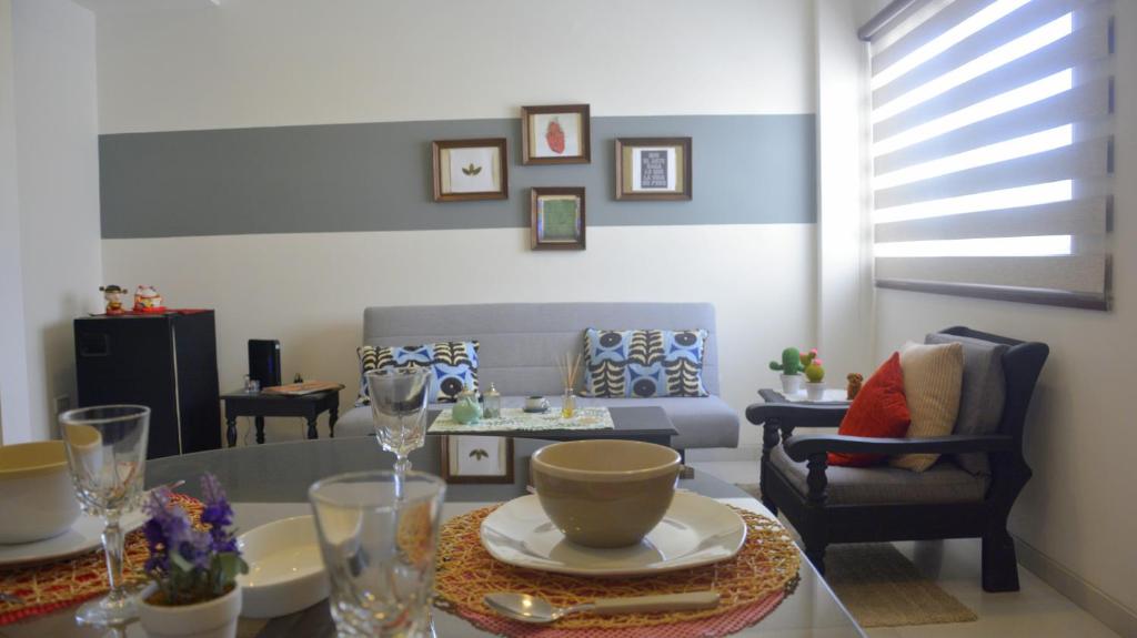 Moderno Departamento de 1 Dormitorio con Garaje, Excelente Ubicación - 2