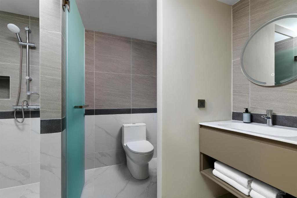 Bathroom, Best Western Matter Tiwanon Hotel in Bangkok