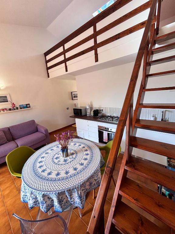 Cozy Apartment with Loft near Town & Sea - 5