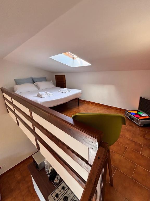 Cozy Apartment with Loft near Town & Sea - 4