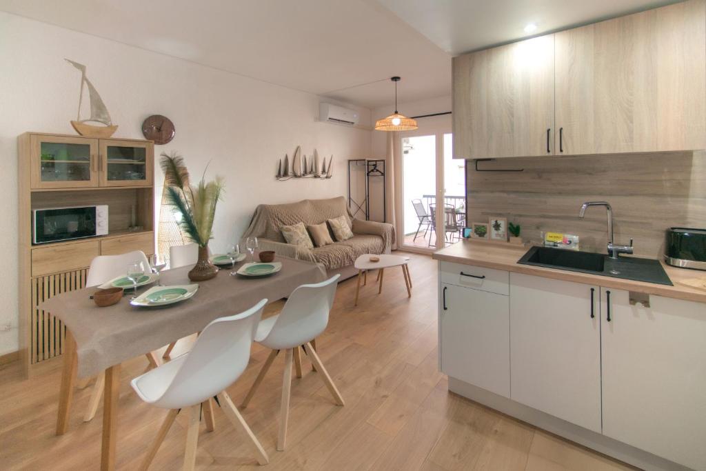 WELCS APARTAMENTO 311 EMP con terraza en el centro - 2