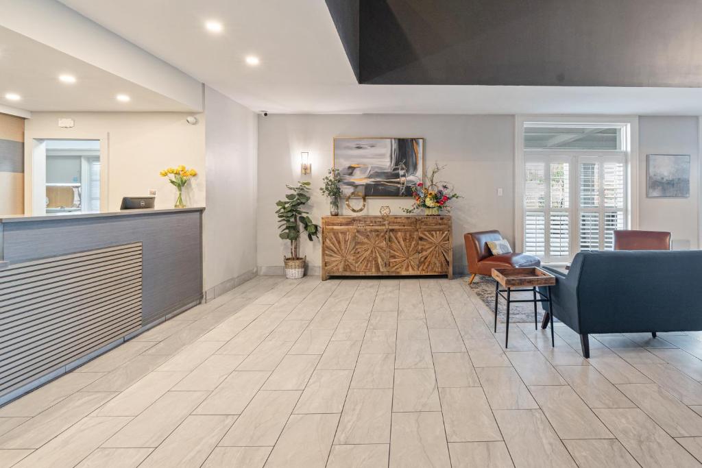 フロント・ロビー