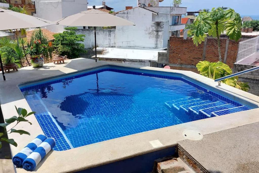 Curiel's Retreat Ocean View 2BR with Terrace and Heated Pool - 2
