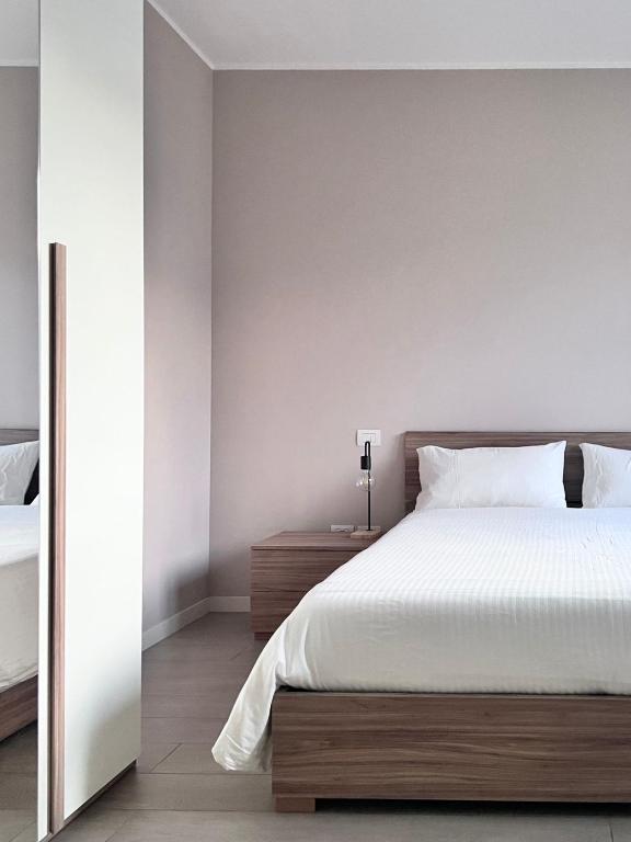 Best Stay-Calefati 80 Suite Apartment - 1