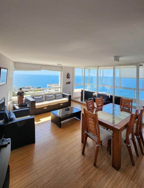 Panoramic view with private parking - 1
