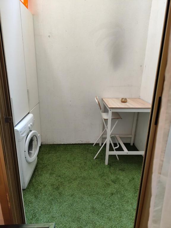 Studio near Marseille beach located in the golden square - 1