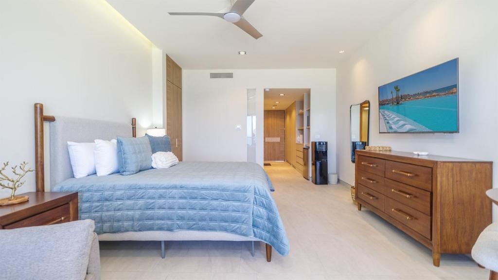 Luxury Oceanfront Condo with Stunning Views - 2