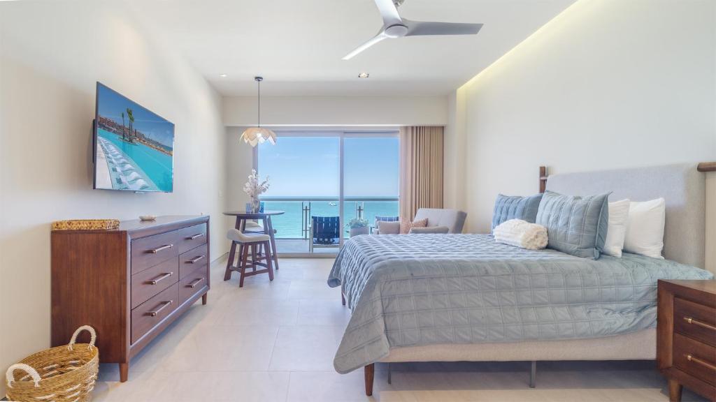 Luxury Oceanfront Condo with Stunning Views - 5