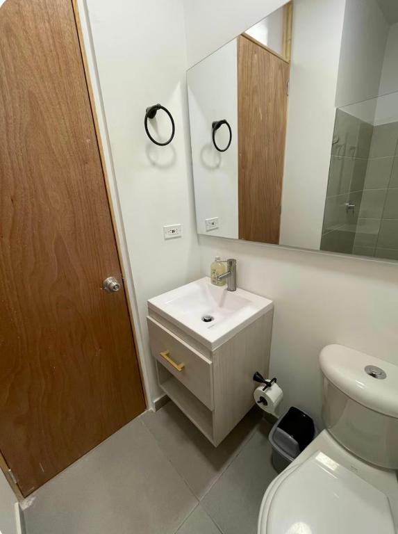 Modern 1-Bedroom Apartment in Parque de la 93 - 5