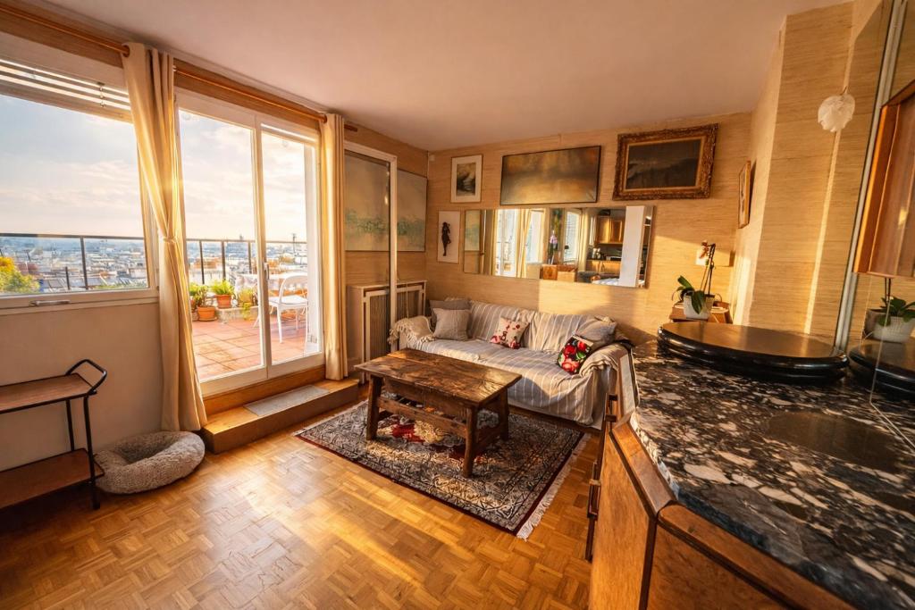Vue Exceptionnelle & Terrasse - Appartement Vintage chez une Parisienne - 2