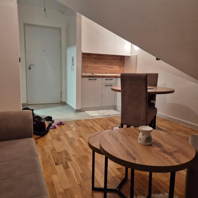 Apartmani Zlatni dan - 5