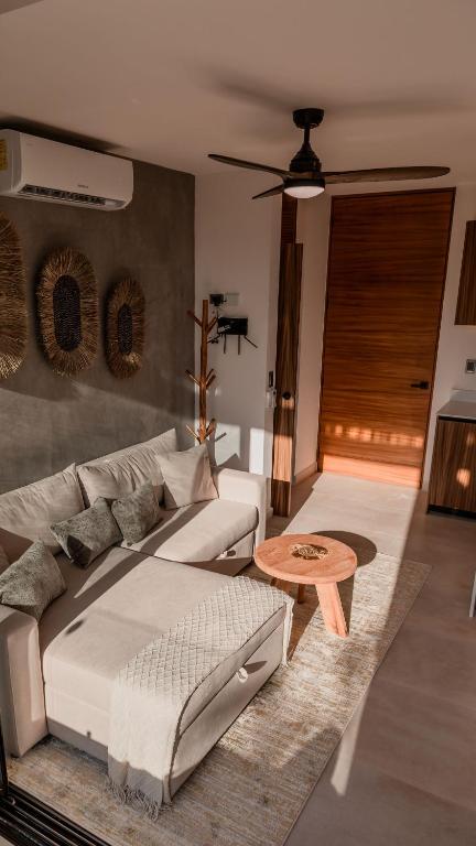Hygge, 2BR Apt with Private Plunge Pool & Rooftop - 3