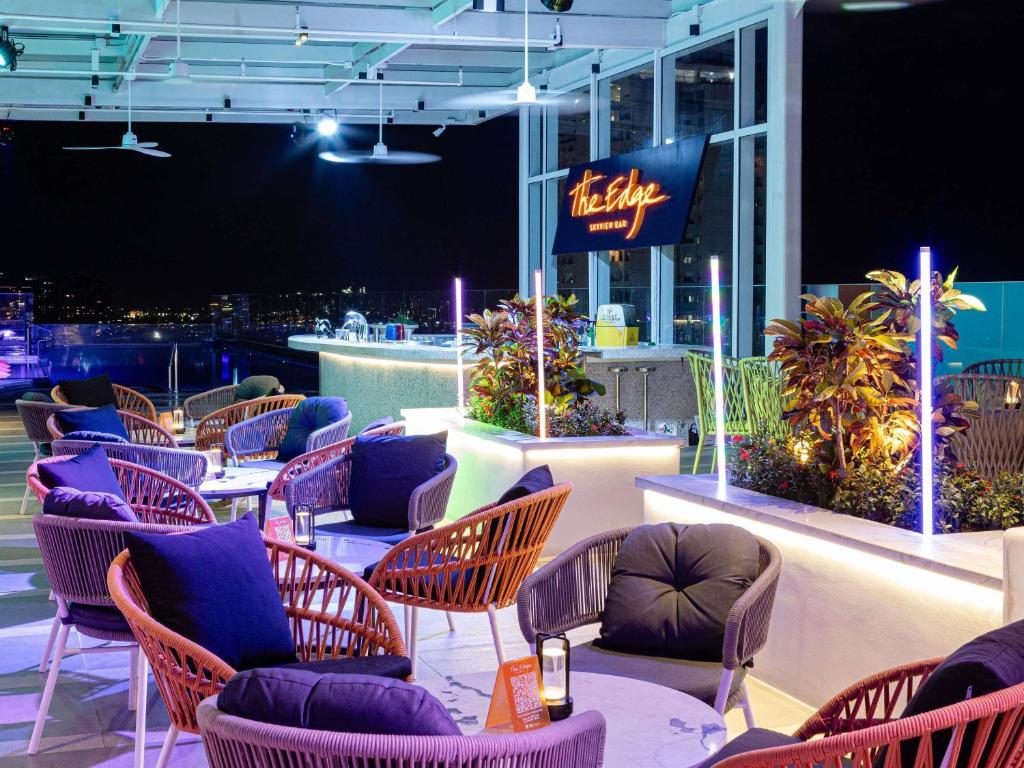 イビス スタイルズ マニラ アラネタ シティ (ibis Styles Manila Araneta City) ラウンジ
