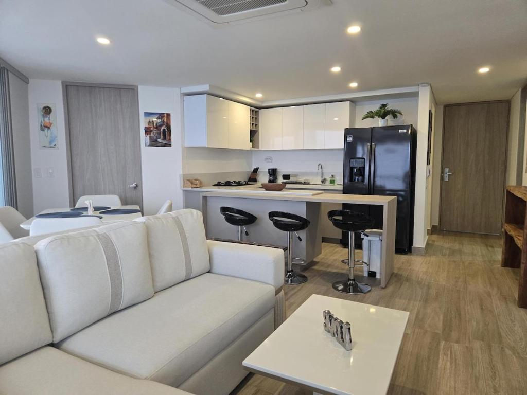 Brand New Perfectly Located 2bedroom in CieloMar - 2