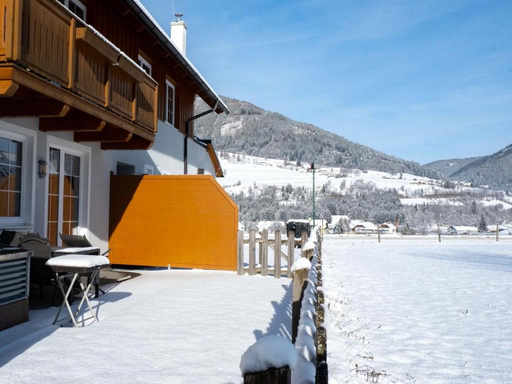 Apartment in Lungau, right next to the ski lift - 2