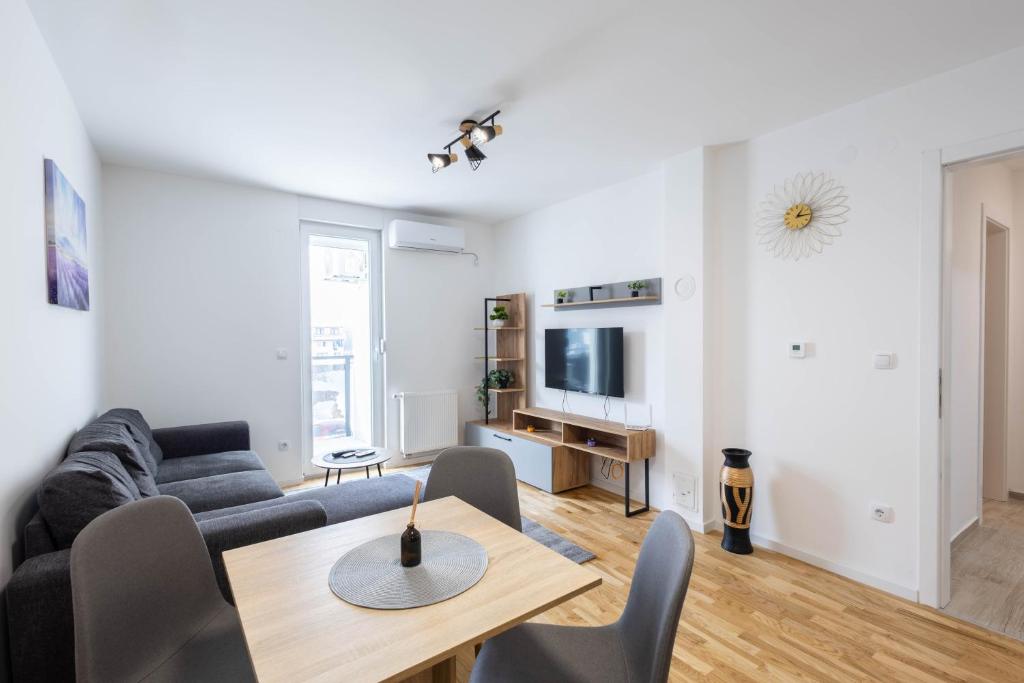 Apartment Aura - 3