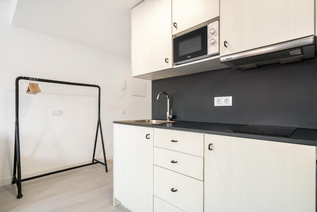 apartamentos reformados en madrid rio con parking Alquiler temporal - 3
