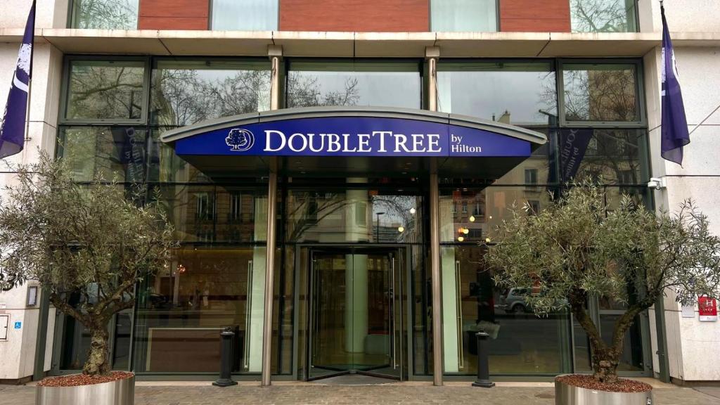 Paris Doubletree by Hilton Paris Boulogne exterior