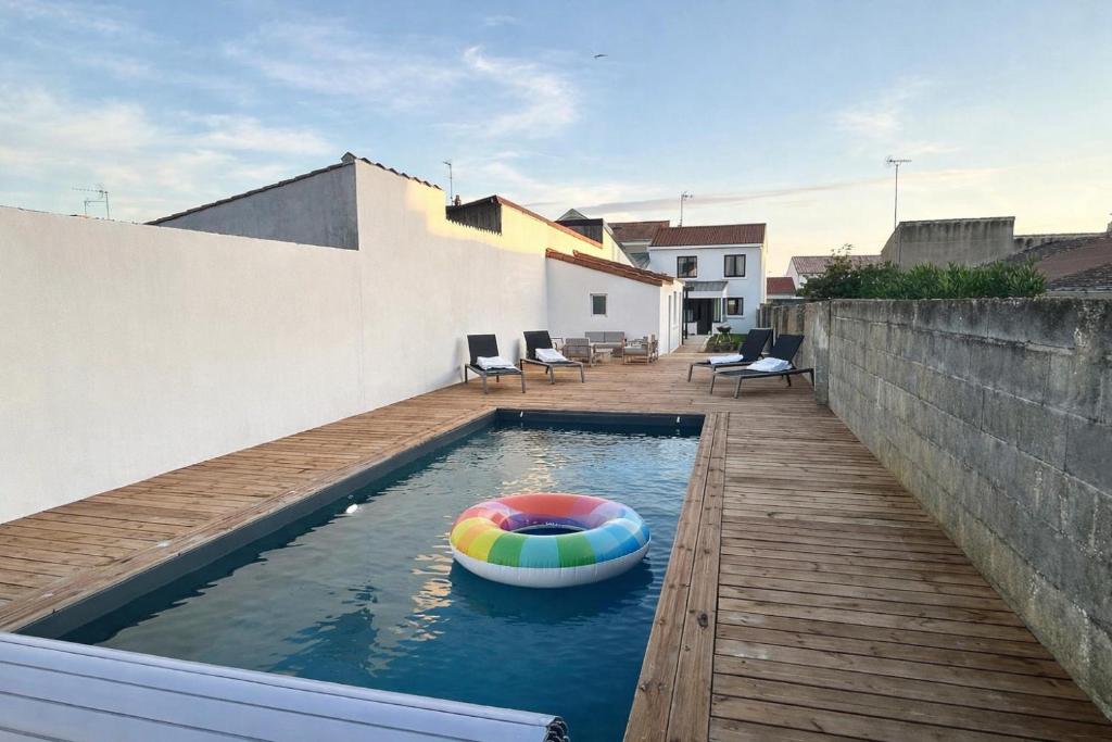Très jolie maison - Piscine & Jacuzzi - Les Sables - 9 personnes - 1