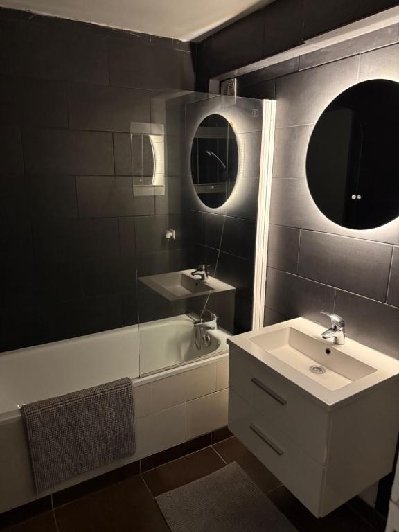 The Signature Suite - 4