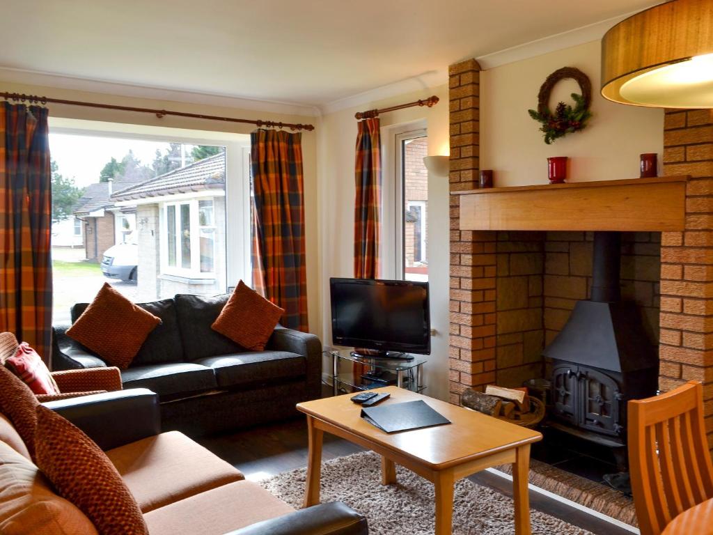 Holly Lodge, Aviemore photo 2