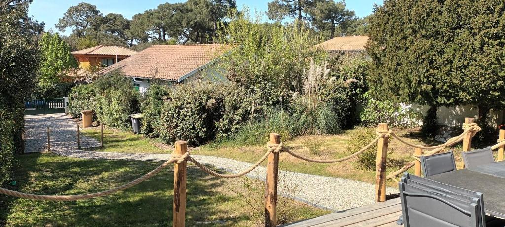 Moulleau Jolie maison rénovée pour 9 personnes, avec jardin - 4