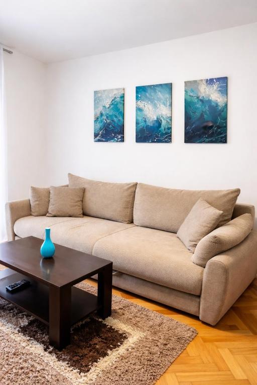 Palm street apartment near Dukley beach - 2