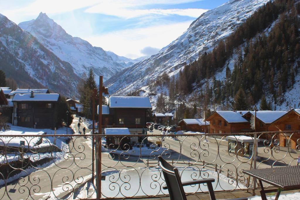 Hôtel Le Besso - Swiss Romantic Lodge Zinal - 4