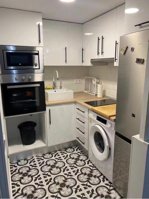 Apartamento céntrico junto a la estación A - 3